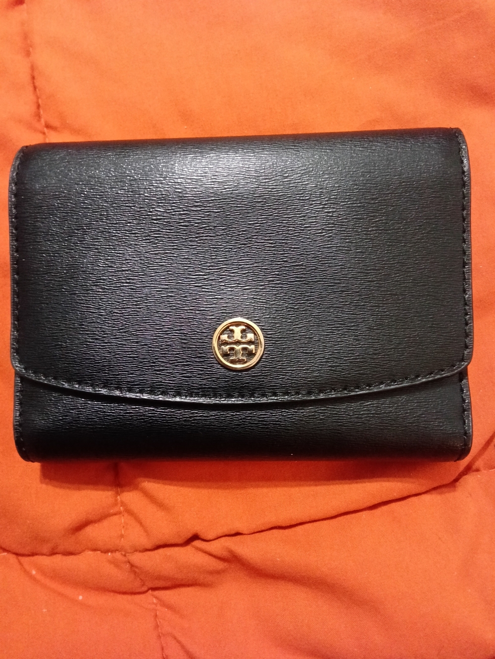 Tory Burch Robinson Black Flap with Goldtone Medallion Logo Wallet NWOT